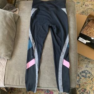 Shape Leggings